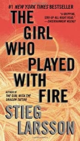 The Girl Who Played With Fire: Book 2 Of The Millennium Trilogy (vintage Crime/black Lizard)