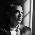 الكاتب عماد سالم